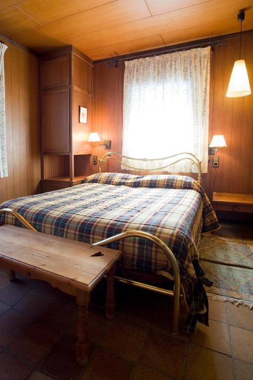 Niu Dels Falcons Bed and Breakfast La Molina  Pokój zdjęcie